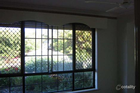 Property photo of 4 King Edward Drive Heathridge WA 6027