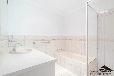 Property photo of 6 Portacello Circle Wandina WA 6530