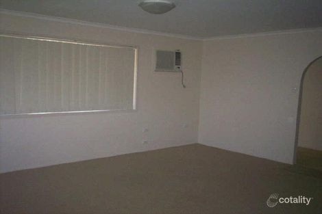 Property photo of 21 Sandpiper Avenue New Auckland QLD 4680