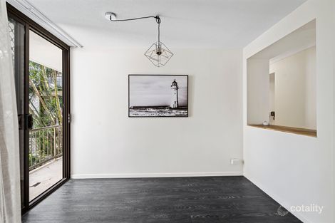 Property photo of 7/19 Federation Avenue Broadbeach QLD 4218