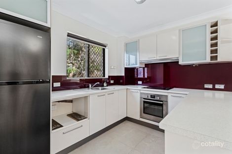 Property photo of 7/19 Federation Avenue Broadbeach QLD 4218