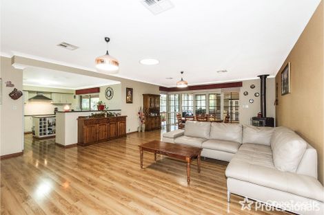 Property photo of 7 Scarpview Drive Serpentine WA 6125