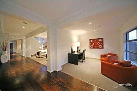 Property photo of 9 Crozier Court McKinnon VIC 3204