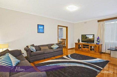 Property photo of 4 Holroyd Court Blackburn South VIC 3130