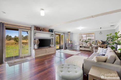 Property photo of 68 Kareela Road Invergowrie NSW 2350