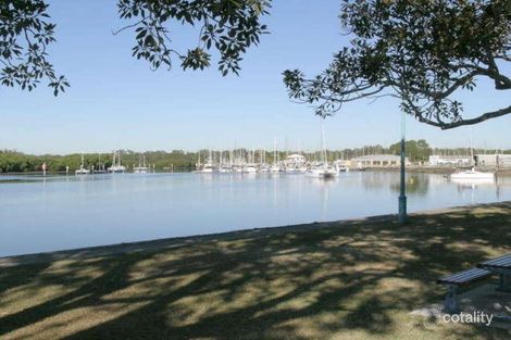 Property photo of 30 Allpass Parade Shorncliffe QLD 4017
