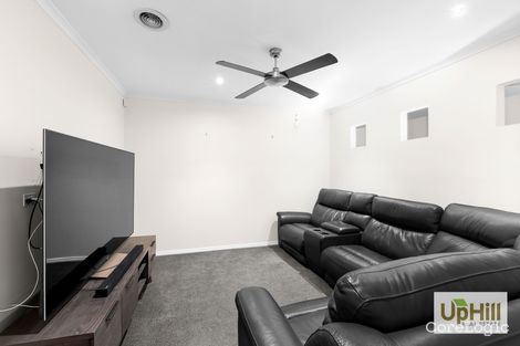 Property photo of 10 Riviera Drive Berwick VIC 3806