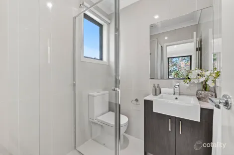 Property photo of 1405 North Road Oakleigh East VIC 3166