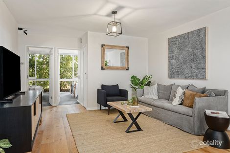 Property photo of 9/217A Highfield Road Camberwell VIC 3124