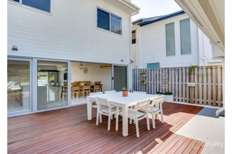 Property photo of 12 South Bay Drive Varsity Lakes QLD 4227