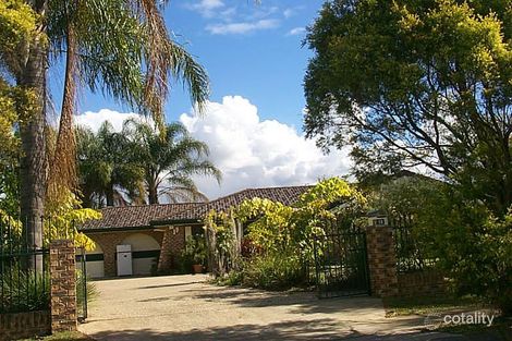 19 Bluegum St, Kallangur, QLD 4503