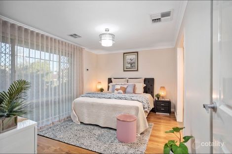 Property photo of 10 Peak View Canning Vale WA 6155