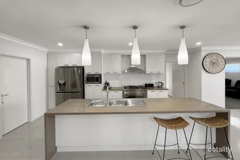 Property photo of 32 Scenic Drive Cobram VIC 3644