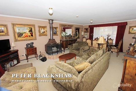 Property photo of 18 Bromell Circuit Wanniassa ACT 2903