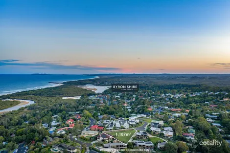 Property photo of 8 Roundhouse Place Ocean Shores NSW 2483