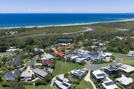 Property photo of 8 Roundhouse Place Ocean Shores NSW 2483