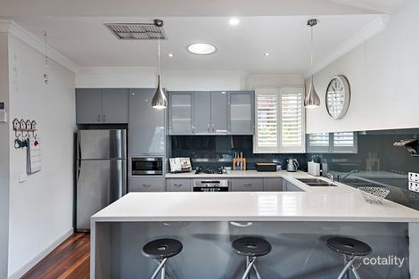Property photo of 2/156 Dean Street Moonee Ponds VIC 3039