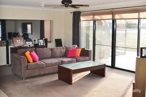 Property photo of 31 Windermere Way Cardigan Village VIC 3352