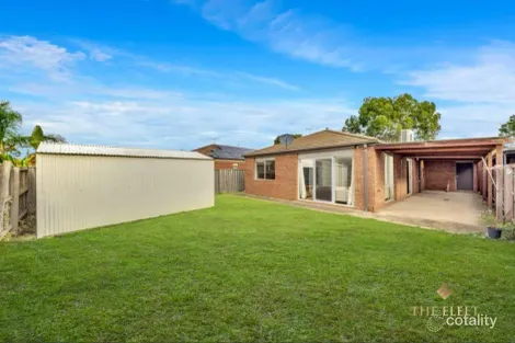 Property photo of 18 Sinclair Crescent Tarneit VIC 3029