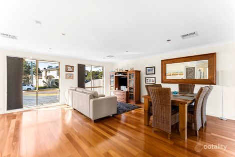 Property photo of 32 Jane Ellen Crescent Chittaway Bay NSW 2261