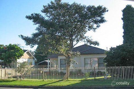 32 Cockburn Cres, Fairfield East, NSW 2165