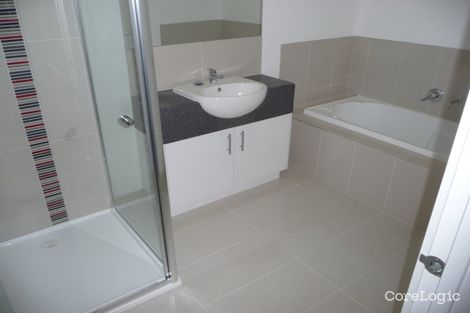 Property photo of 22 Densham Way Craigieburn VIC 3064