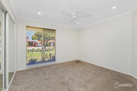 Property photo of 27 Spicer Boulevard Altona Meadows VIC 3028