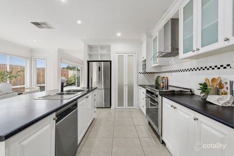 Property photo of 7 Pepperbush Crescent Langwarrin VIC 3910