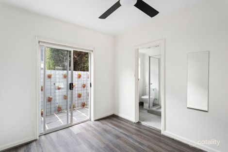 Property photo of 2/31 Rosstown Road Carnegie VIC 3163