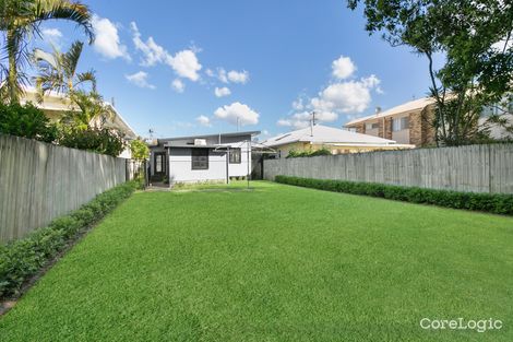 Property photo of 47 Twenty Fifth Avenue Palm Beach QLD 4221