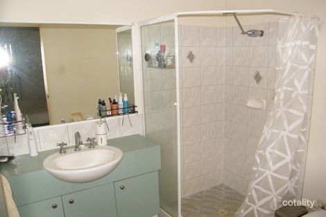 Property photo of 8 Mindirra Crescent Brockman WA 6701