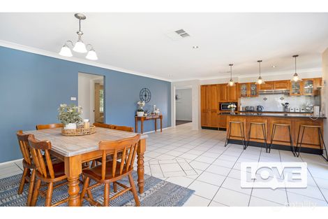 Property photo of 4 Melody Lane Mount Hutton NSW 2290