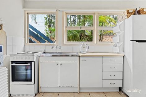 1/38 Messines Cres, Miami, QLD 4220