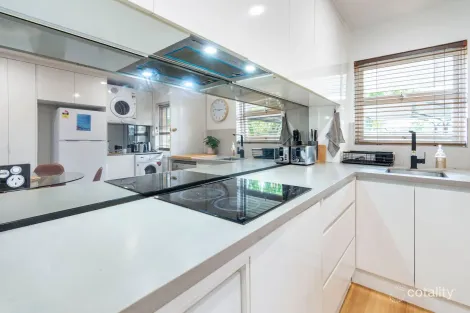 Property photo of 4/42 Benabrow Avenue Bongaree QLD 4507