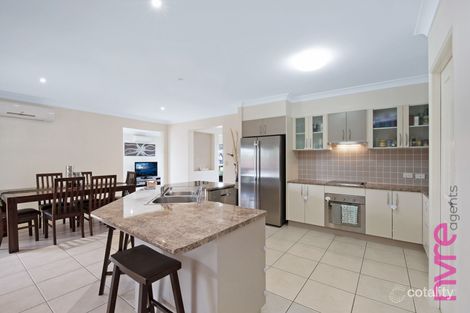 Property photo of 2 Azure Place Narangba QLD 4504