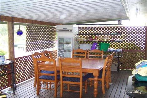 Property photo of 22 Amaroo Street Boyne Island QLD 4680