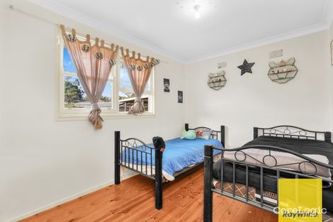 Property photo of 33 Reliance Crescent Willmot NSW 2770