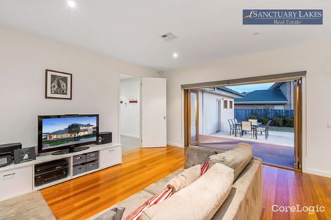 Property photo of 11 Sandlewood Lane Point Cook VIC 3030