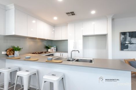 Property photo of 11A Phillips Grove Innaloo WA 6018