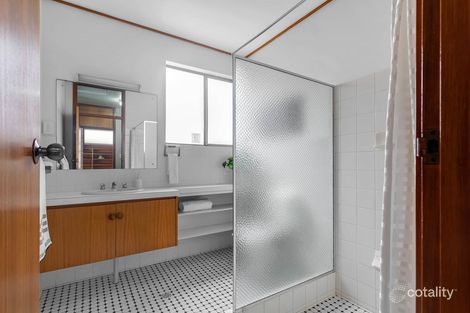 Property photo of 30 Kent Drive Victor Harbor SA 5211