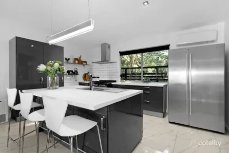 Property photo of 6 Attunga Street Macleay Island QLD 4184