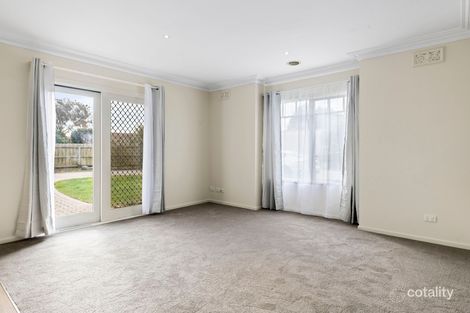 Property photo of 20 Harvey Court Roxburgh Park VIC 3064