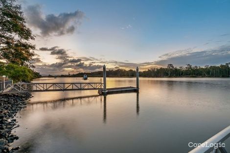 Property photo of 5240 Marine Drive North Hope Island QLD 4212