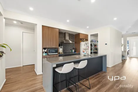 Property photo of 22 Regner Drive Sunbury VIC 3429