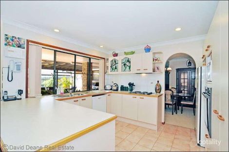 Property photo of 10 Alana Street Murrumba Downs QLD 4503