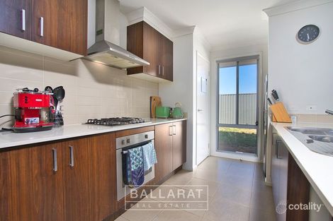 Property photo of 15 Sutcliffe Street Lucas VIC 3350