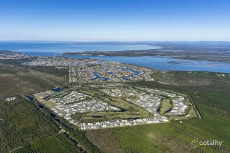 318 Freshwater Dr, Banksia Beach, QLD 4507