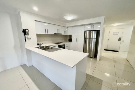 Property photo of 44/10-16 Alexandra Avenue Mermaid Beach QLD 4218
