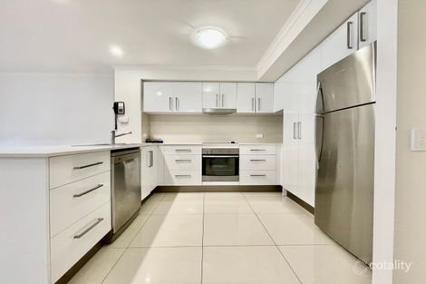 Property photo of 44/10-16 Alexandra Avenue Mermaid Beach QLD 4218
