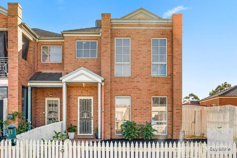 11 Cardinia Cres, Taylors Hill, VIC 3037